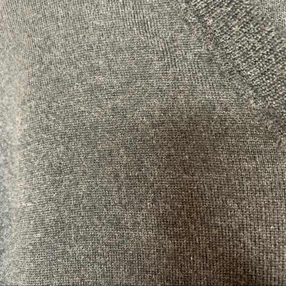 Gap Merino Wool Grey V Neck Sweater XL - Picture 4 of 5